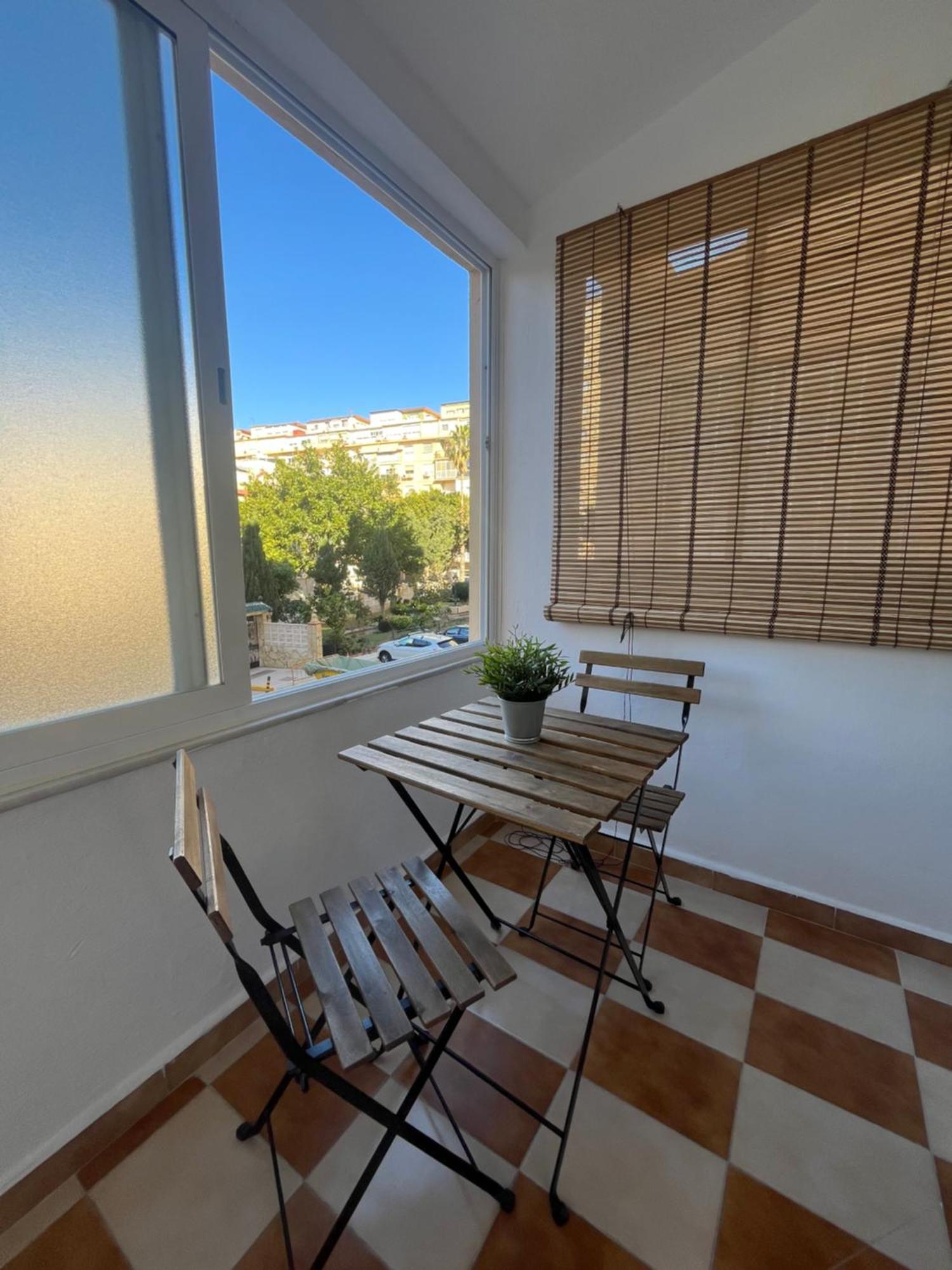Love Rent4 Malaga Huelin 外观 照片
